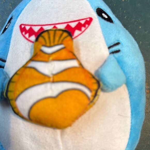 Peek-A-Boo Blue Orange Shark Plush Holding Clown Fish Stuffed Animal Toys - Picture 7 of 8